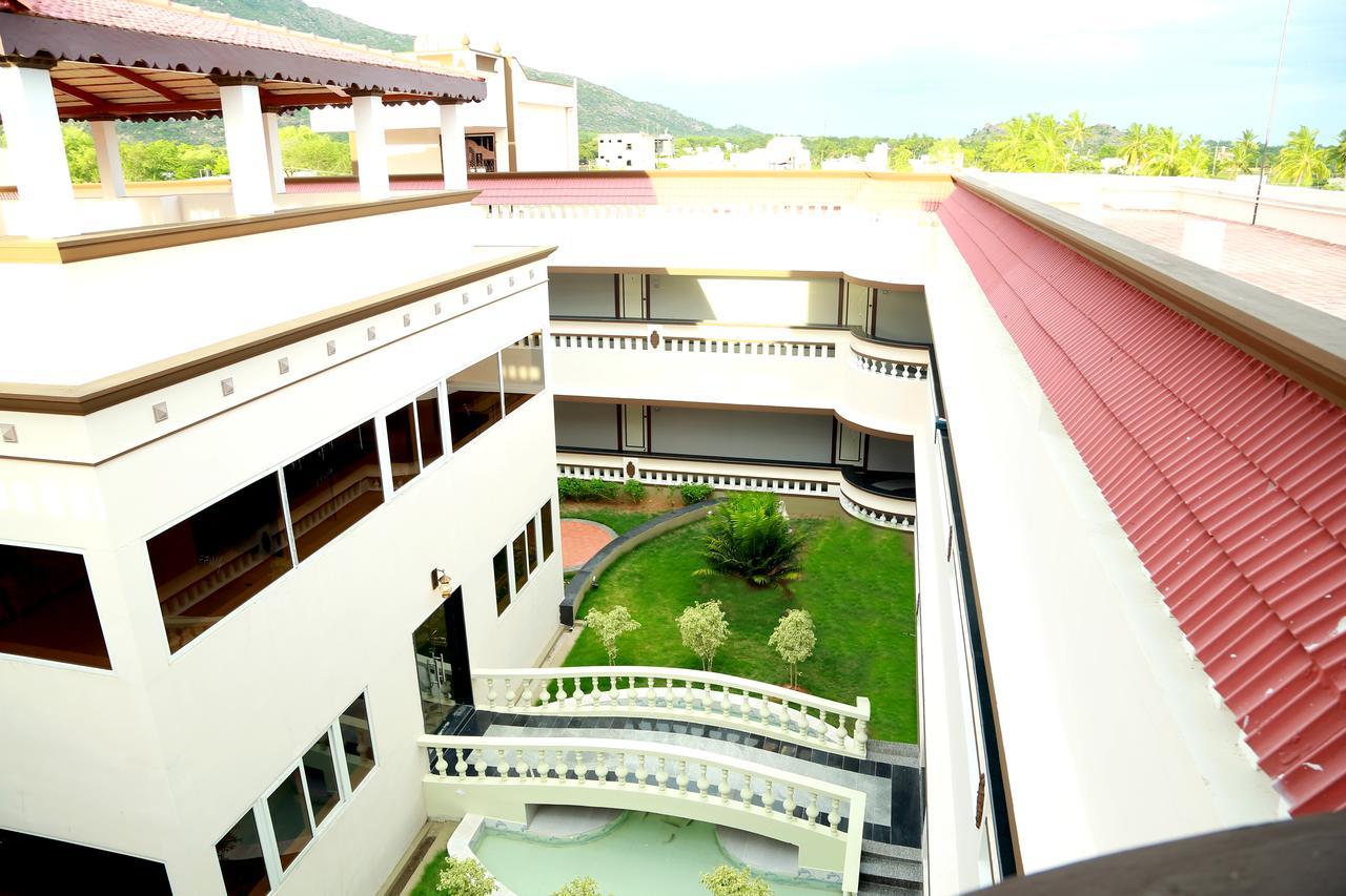 Athena Hotel Tiruvannāmalai Екстериор снимка