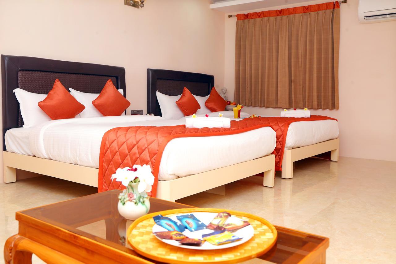 Athena Hotel Tiruvannāmalai Екстериор снимка