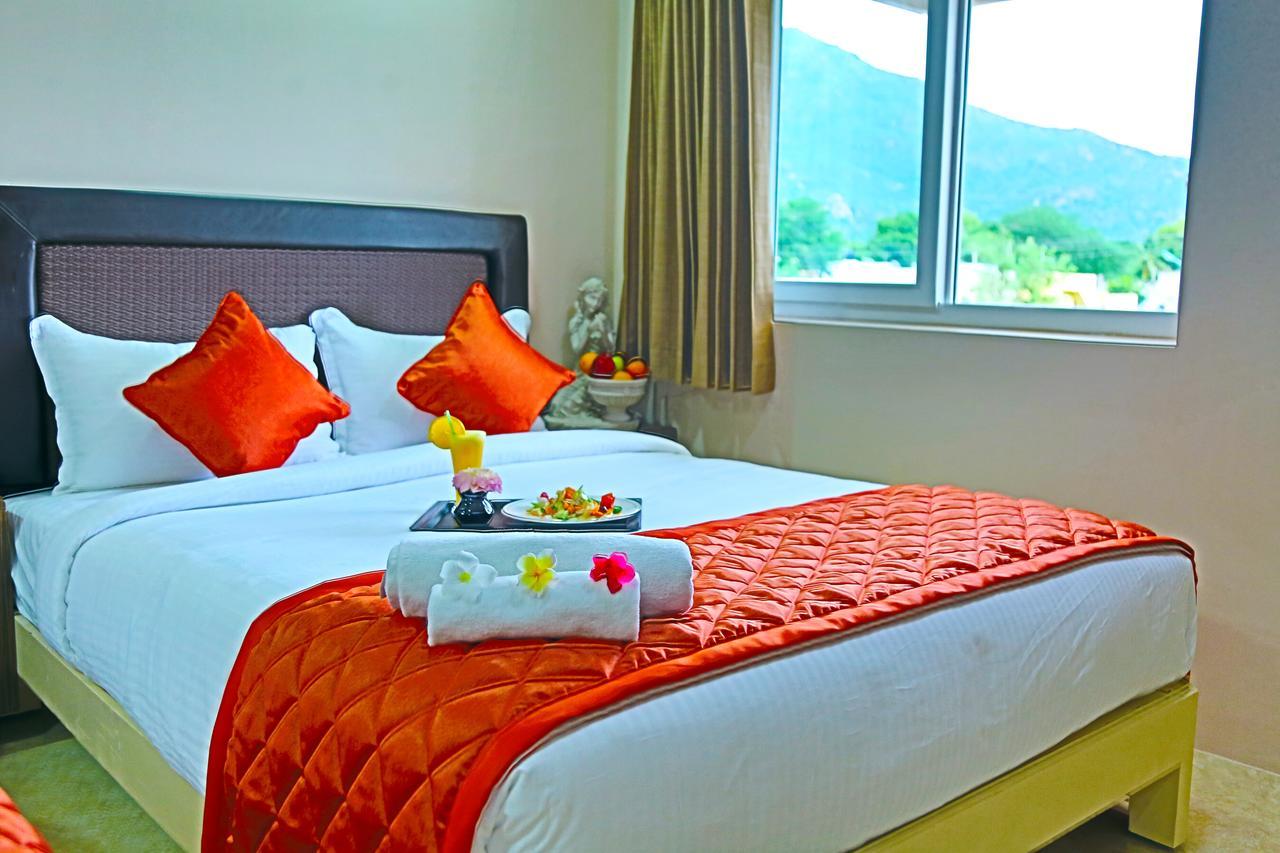 Athena Hotel Tiruvannāmalai Екстериор снимка