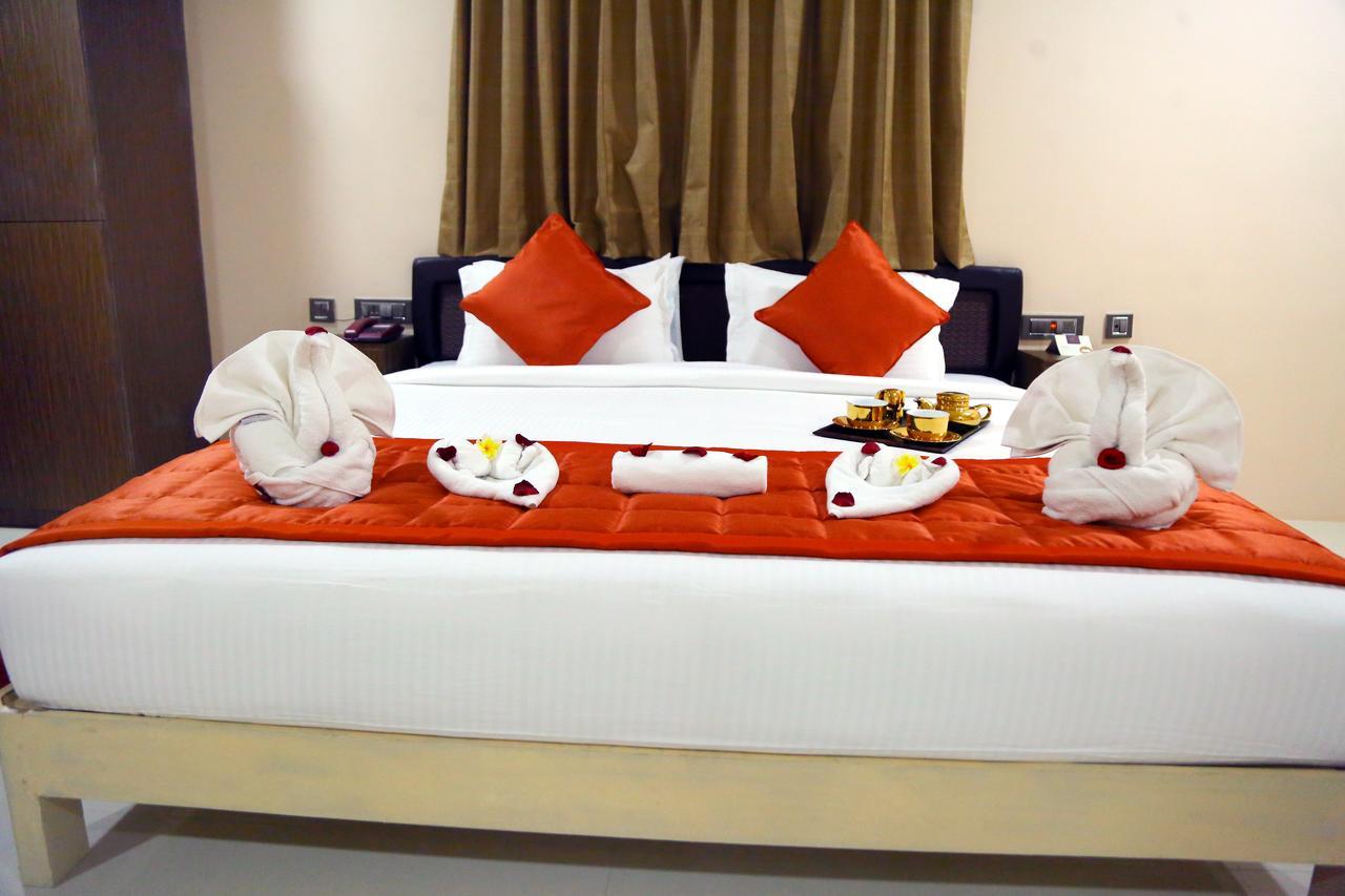 Athena Hotel Tiruvannāmalai Екстериор снимка